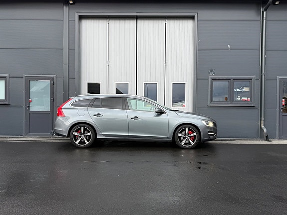 Volvo V60 6 of 15