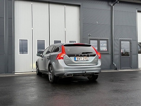 Volvo V60 5 of 15