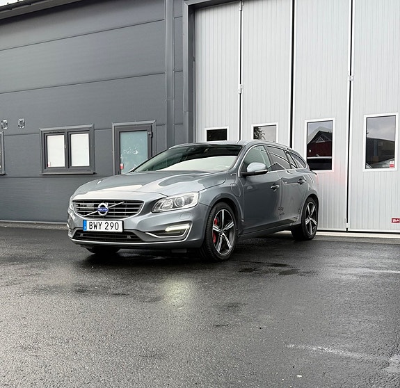 Volvo V60 3 of 15