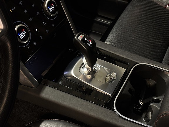 Land Rover Discovery Sport 18 of 30