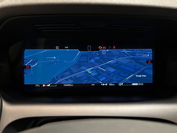 Land Rover Discovery Sport 17 of 30