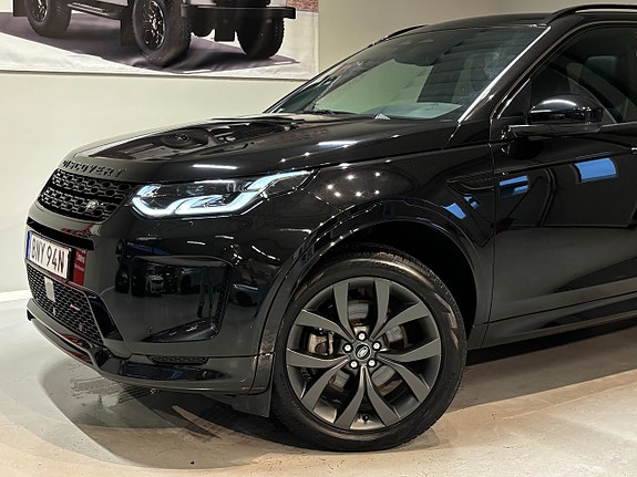 Land Rover Discovery Sport 2 of 30