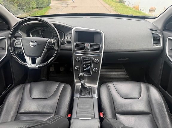 Volvo XC60 6 of 7