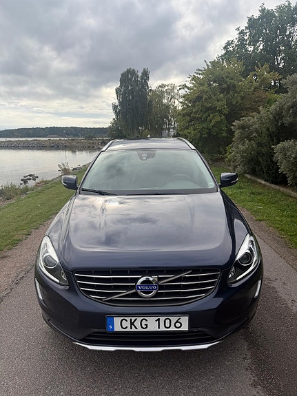 Volvo XC60 5 of 7