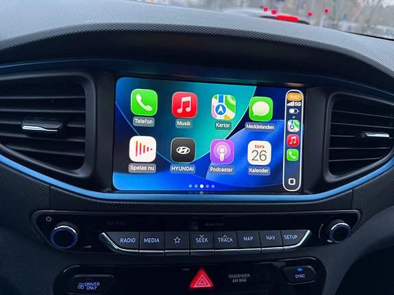 Hyundai IONIQ 3 of 11