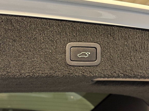 Volvo V70 30 of 30