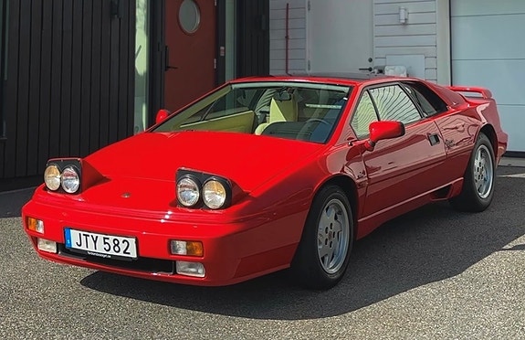 Lotus Esprit 2 of 20