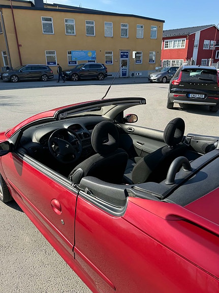 Peugeot 206 CC 4 of 4