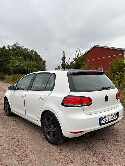 Volkswagen Golf VI 4 of 7