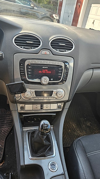 Ford Focus 5 of 7