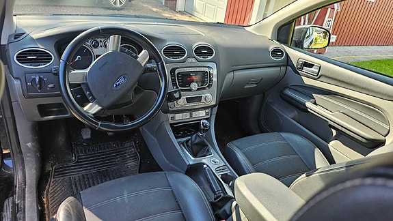 Ford Focus 7 of 7
