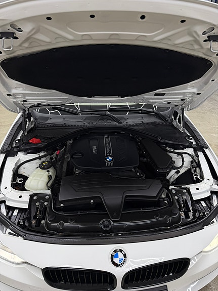 BMW 320d 8 of 9
