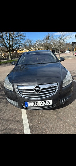 Opel Insignia 3 of 7
