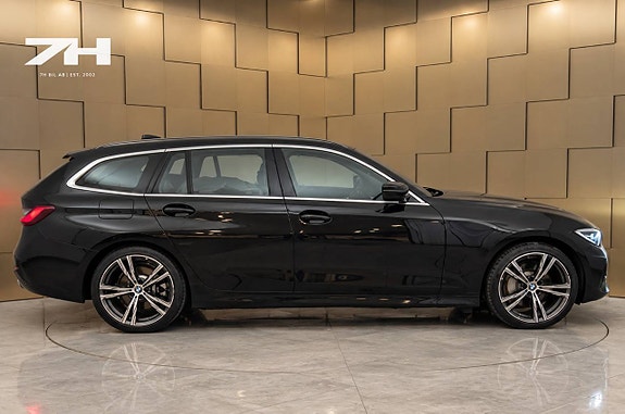 BMW 330e 2 of 7