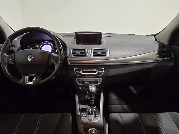 Renault Megane 12 of 15