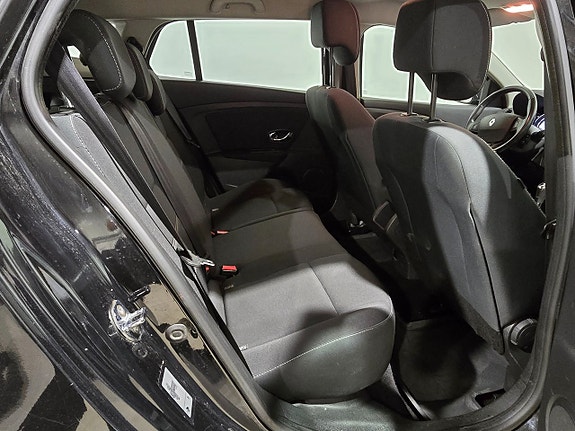 Renault Megane 13 of 15