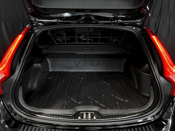 Volvo V60 Cross Country 16 of 30