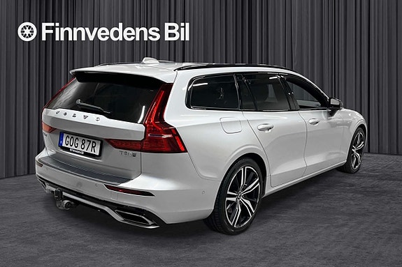 Volvo V60 3 of 25