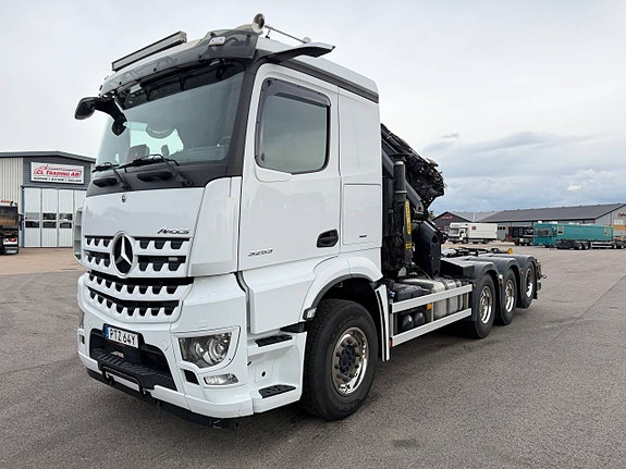 Kranväxlare mb arocs 3253 tridem stor kran med jibb lågmil