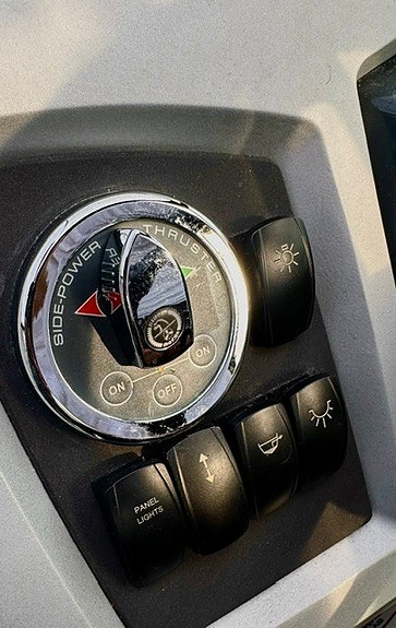 Flipper 760 DC (25 fot) med Mercury Verado V6 15 of 23