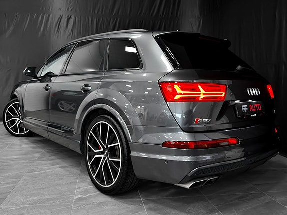 Audi SQ7 13 of 30