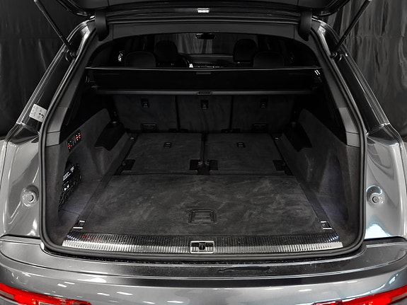 Audi SQ7 15 of 30