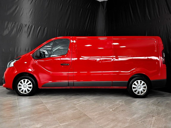 Renault Trafic 8 of 26