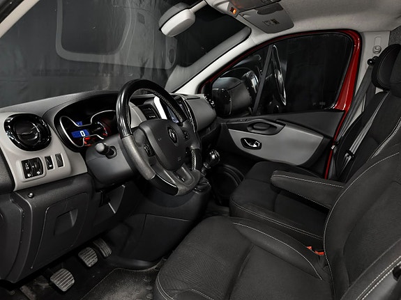 Renault Trafic 15 of 26