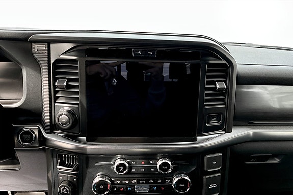 Ford F-150 5 of 6