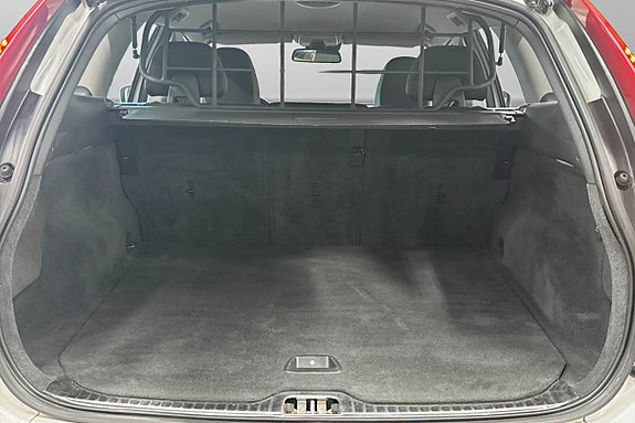 Volvo XC60 13 of 13