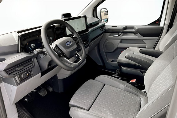 Ford Transit Custom 11 of 20