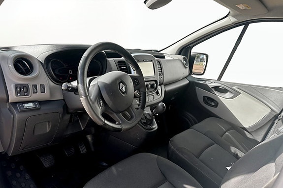 Renault Trafic 4 of 7
