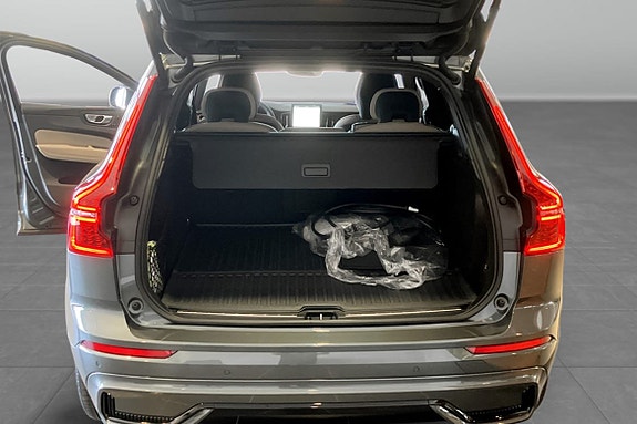 Volvo XC60 18 of 18