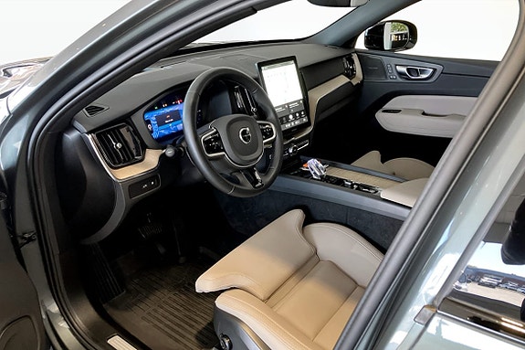 Volvo XC60 9 of 18