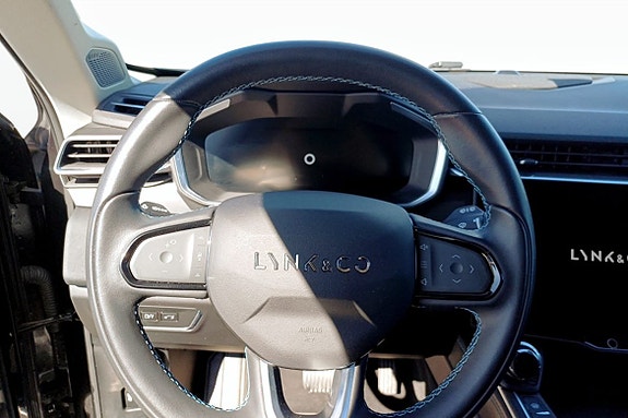Lynk & Co 01 7 of 9