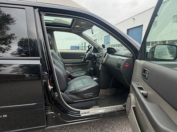 Nissan X-Trail 8 of 8