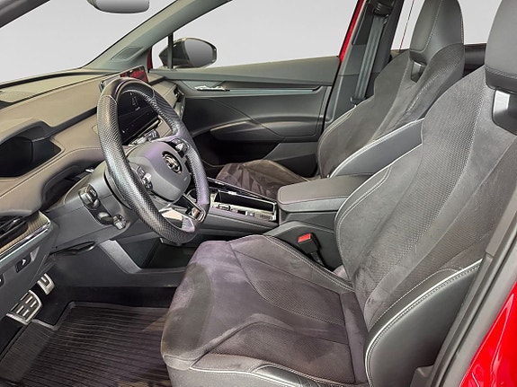 Skoda Enyaq 6 of 9