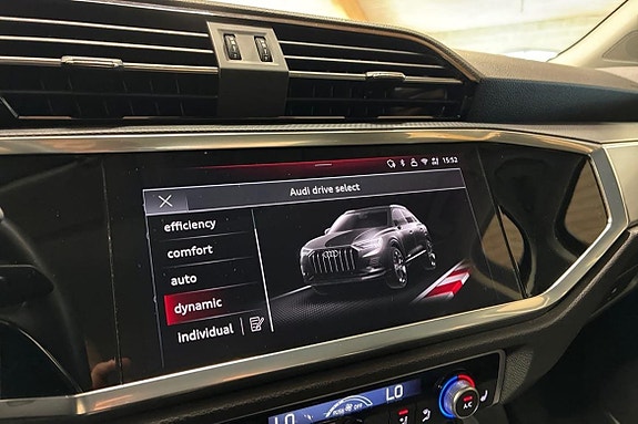 Audi Q3 26 of 27