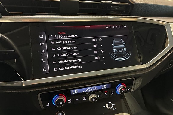 Audi Q3 22 of 27