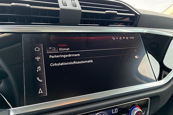 Audi Q3 25 of 27