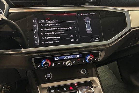 Audi Q3 20 of 27