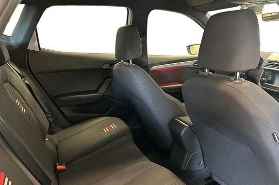 Seat Arona 6 of 15