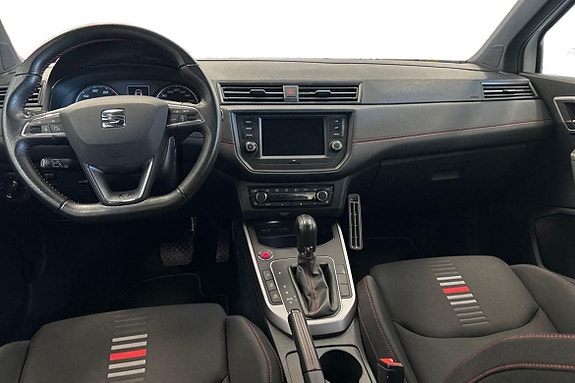 Seat Arona 7 of 15
