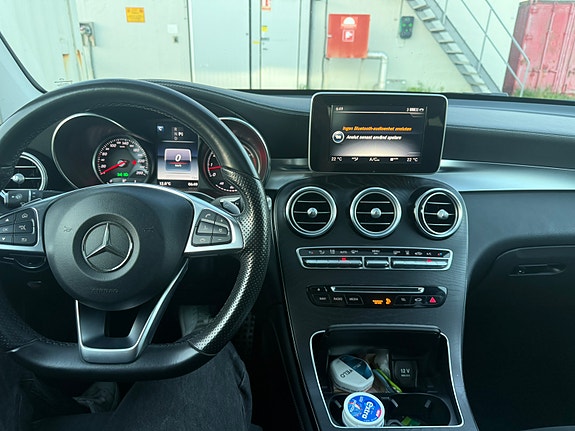 Mercedes-Benz GLC250 7 of 11