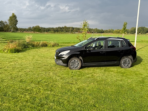 Peugeot 2008 7 of 10