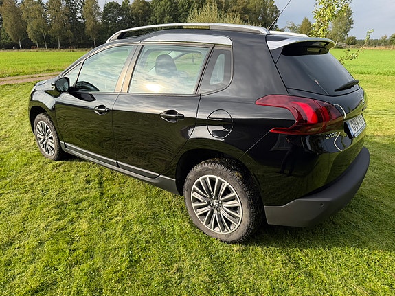 Peugeot 2008 6 of 10
