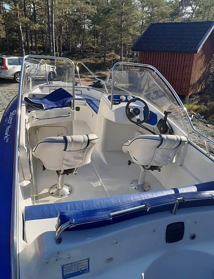 Silver Hawk 540dc mercury 90hp 2 of 3