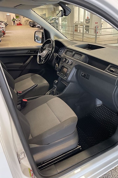 Volkswagen Caddy 6 of 9
