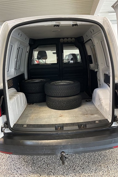 Volkswagen Caddy 7 of 9