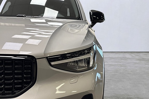 Volvo XC40 21 of 22